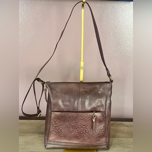 The Sak Brown Distressed Pebbled Leather Crossbody - Picture 3 of 14